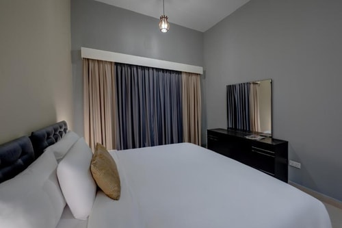 Two Bedroom Apartment Near Arenco Tower 11 Luxury Bookings