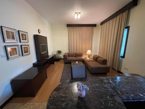 One Bedroom Apartment Near Day To Day 5 Luxury Bookings