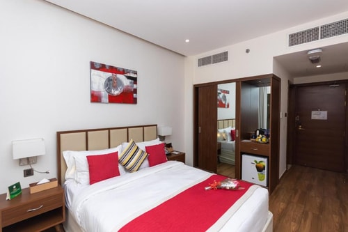 Deluxe Room Near New West Zone Market Ab 8 Luxury Bookings