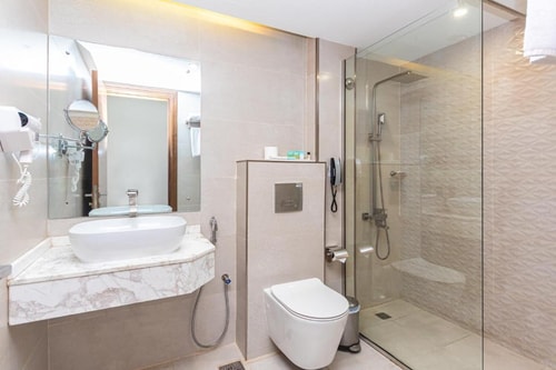 Deluxe Room Near New West Zone Market Ac 13 Luxury Bookings