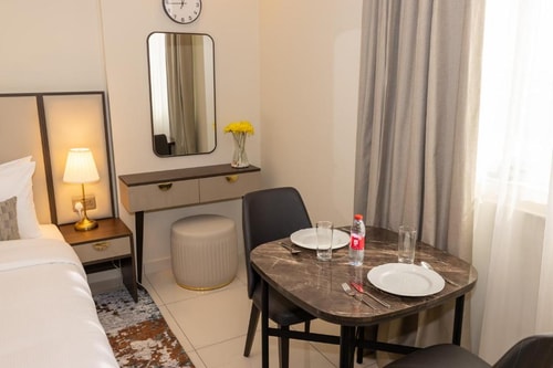 Superior Studio Room Near Century Mall Fujairah 2 Luxury Bookings
