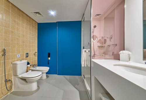 Luxury Deluxe Room Near Sheraton JBR Hotel 4 Luxury Bookings