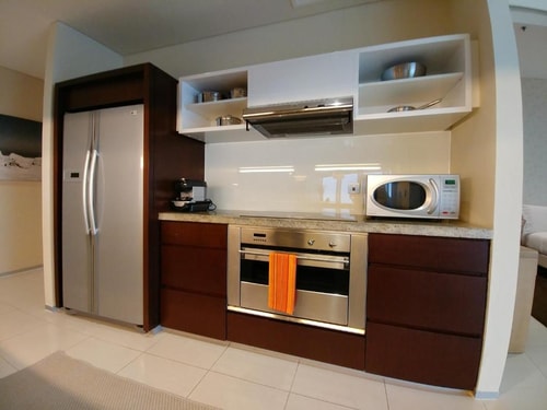 Premier Studio Apartment Near WTC Metro Station 8 Luxury Bookings