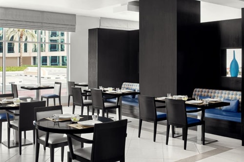 Standard King Or Twin Room Walk To Union House Ab 6 Luxury Bookings