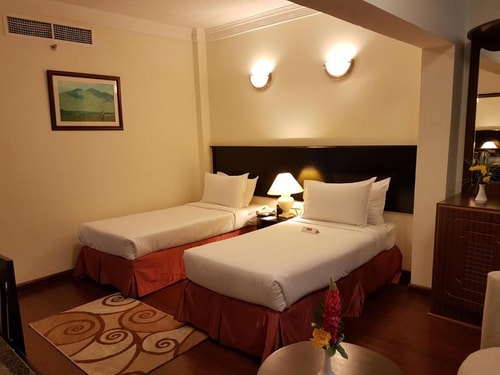 Suite Room Near AL Ghurair Mall by LB 9 Luxury Bookings