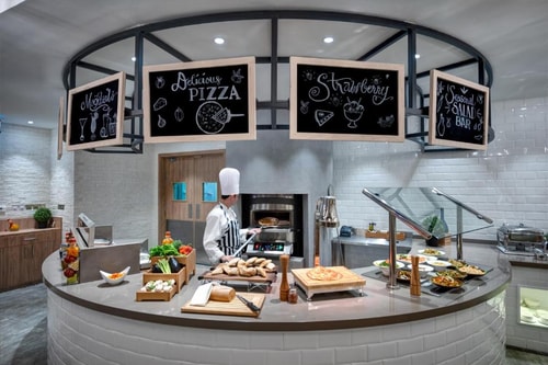 1 Bedroom Executive Suite Near Internet City Metro 9 Luxury Bookings