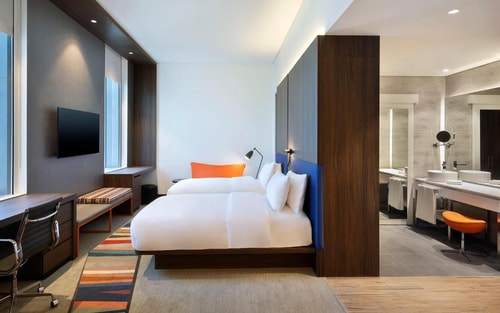 King Room Near DXB Airport By Luxury Bookings 0 Luxury Bookings