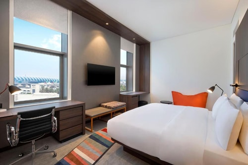 King Room Near DXB Airport By Luxury Bookings 5 Luxury Bookings