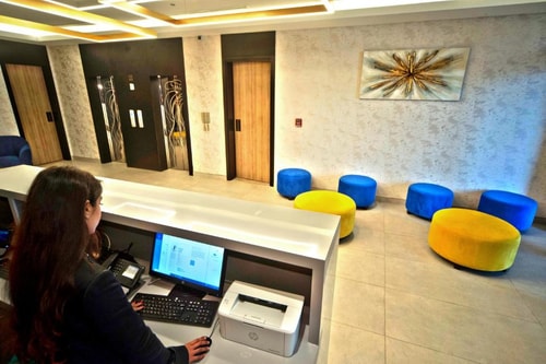 Standard King Or Twin Room Near Jameel Arts Centre 8 Luxury Bookings