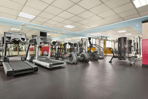 Deluxe Room Near Al Rigga Metro by Luxury Bookings 17 Luxury Bookings