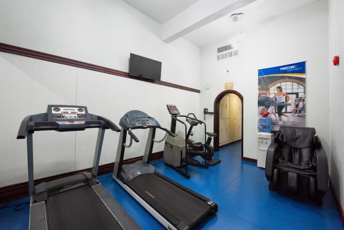 One Bedroom Apartment near Grand Emirates Market 13 Luxury Bookings