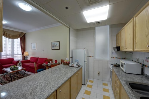 One Bedroom Apartment near Grand Emirates Market 5 Luxury Bookings