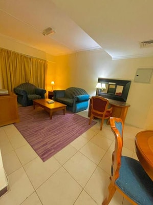 2 Bedroom Apartment Near Grand Emirates Market 2 Luxury Bookings