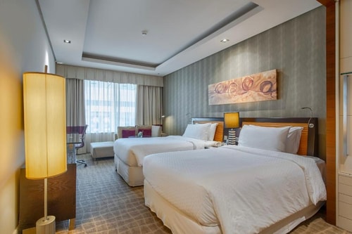 Classic Room Near Sharaf DG Metro Station by LB 13 Luxury Bookings