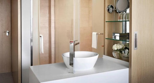 Superior King or Twin Room Near Ibn Batuta Mall 6 Luxury Bookings