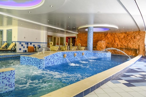 Superior Room Near by Al Raha Mall 6 Luxury Bookings