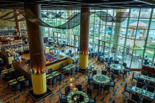 Superior Room Near by Al Raha Mall 16 Luxury Bookings