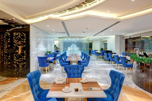 One Bedroom Suite Near Financial Center Metro 15 Luxury Bookings