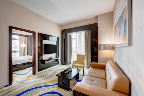 One Bedroom Suite Near Financial Center Metro 4 Luxury Bookings