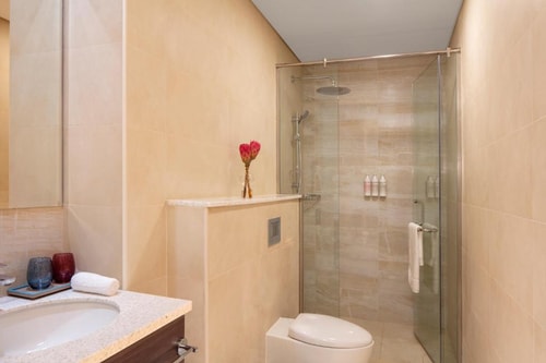 2 Bedroom Apartment Near Dubai Pearl 5 Luxury Bookings