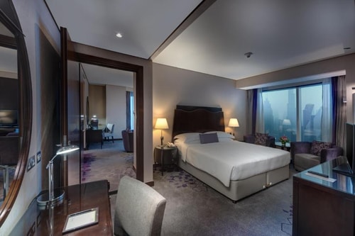One Bedroom Suite Near Financial Center Metro 1 Luxury Bookings