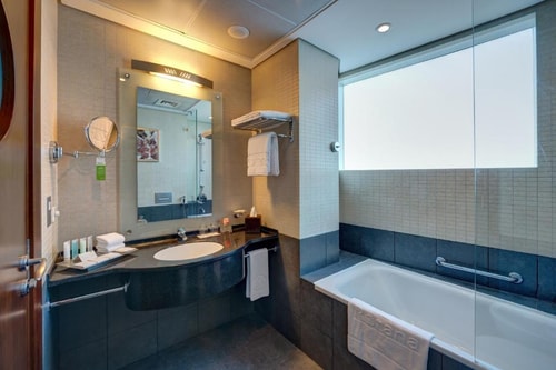 One Bedroom Suite Near Financial Center Metro 6 Luxury Bookings