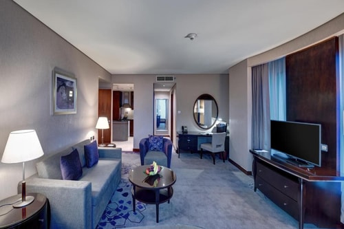 One Bedroom Suite Near Financial Center Metro 18 Luxury Bookings