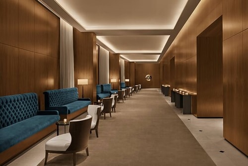 Deluxe King Room Near Zayed Heritage Center 12 Luxury Bookings