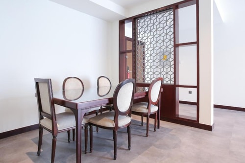 One Bedroom Apartment Near Al Maktoum Stadium 4 Luxury Bookings