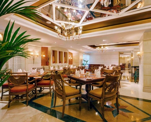 Standard Room Near City Center By Luxury Bookings 8 Luxury Bookings