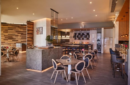 Standard King or Twin Near Dubai Media City Park 8 Luxury Bookings