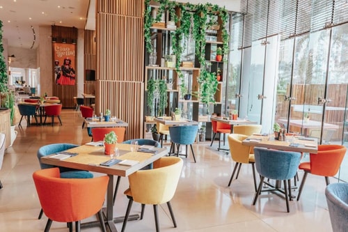 Standard King or Twin Near Dubai Media City Park 11 Luxury Bookings