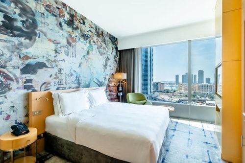 Executive Room Near Dubai Media City Park 0 Luxury Bookings