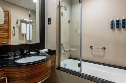 Studio Apartment Near Sharaf DG Metro 5 Luxury Bookings