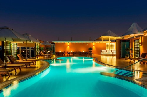 One Bedroom Suite Near Sharaf DG Metro 14 Luxury Bookings