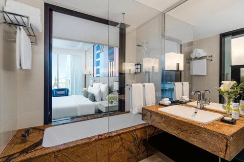 Superior King Room Near Deira City Center 3 Luxury Bookings