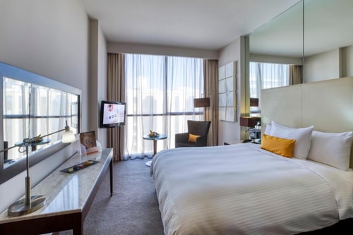 Classic Room Near Emirates Mall by Luxury Booking 1 Luxury Bookings