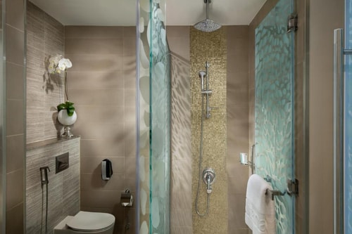1 Bedroom Apartment sea view Near Abu Dhabi mall 6 Luxury Bookings