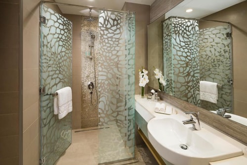 1 Bedroom Apartment sea view Near Abu Dhabi mall 7 Luxury Bookings