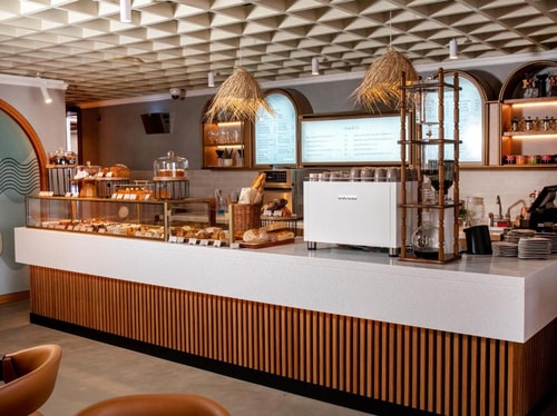 Deluxe Studio Near Salouna Beach Club Ab 7 Luxury Bookings