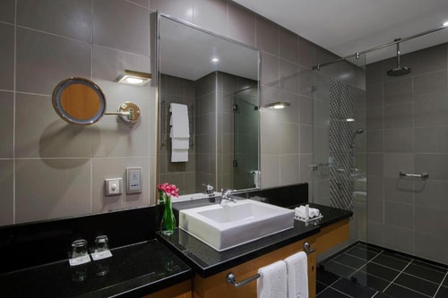 One Bedroom Apartment Near Galleria View 5 Luxury Bookings
