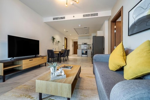 One Bedroom Family Apartment Near Gala Supermarket 3 Luxury Bookings
