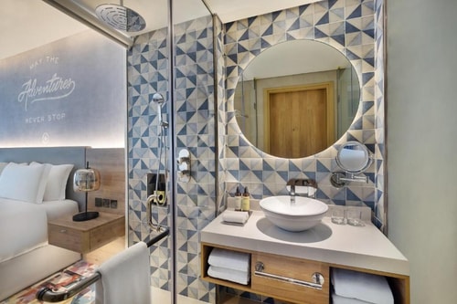 Standard Room Near Nakheel Mall Palm Jumeirah 4 Luxury Bookings