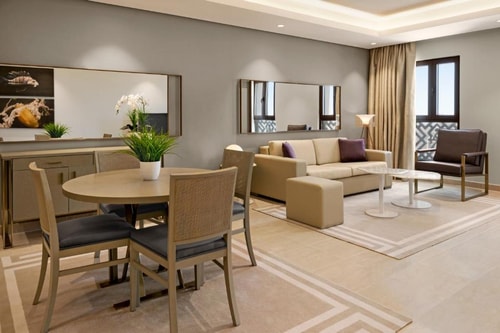 3 Bedroom Apartment Near Soluna Beach Club Palm 5 Luxury Bookings