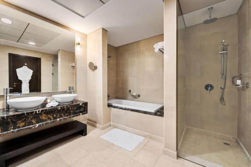 3 Bedroom Apartment Near Soluna Beach Club Palm 7 Luxury Bookings