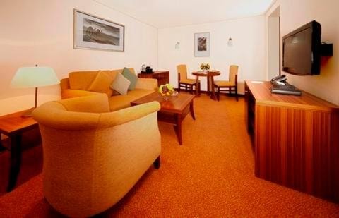 Executive Suite Near Plant Exhibition Garden 11 Luxury Bookings