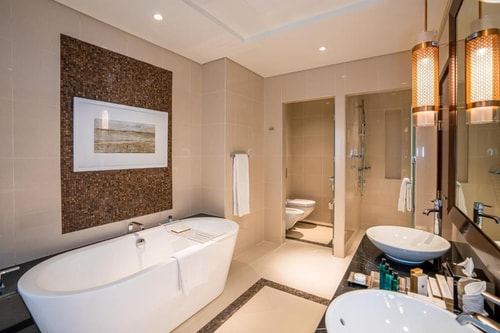 Executive suite Near Marina Mall Abu Dhabi 2 Luxury Bookings