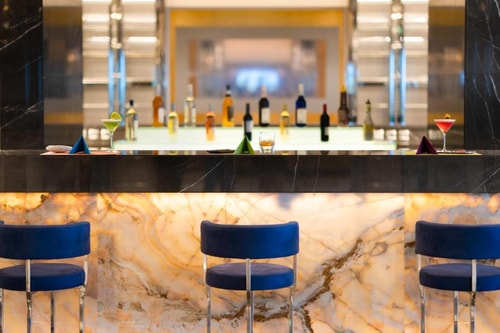 Executive suite Near Marina Mall Abu Dhabi 6 Luxury Bookings