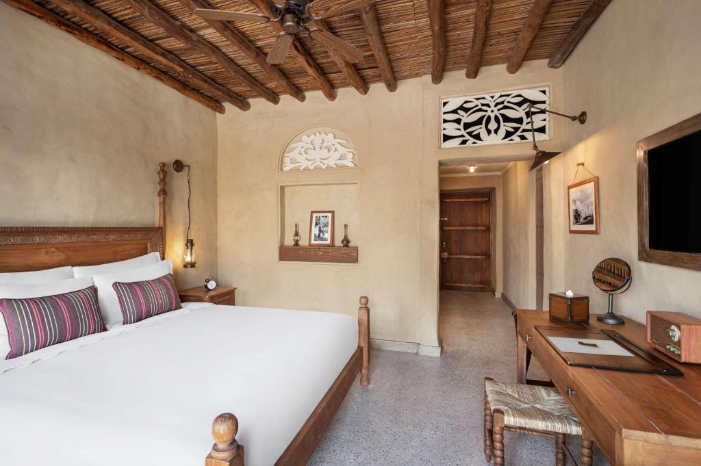 King Heritage Room Near Al Seef heritage Souq Luxury Bookings