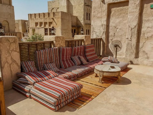 King Heritage Room Near Al Seef heritage Souq 12 Luxury Bookings